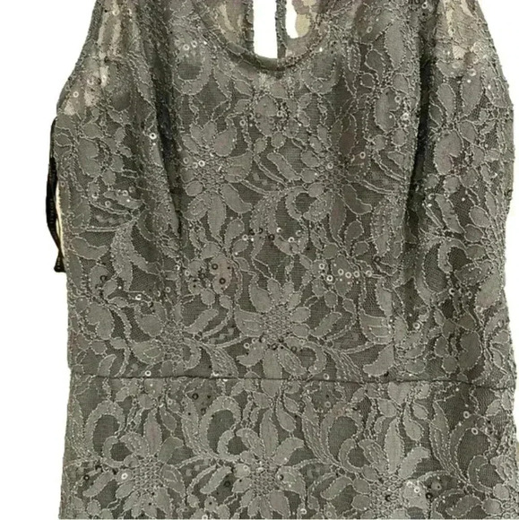 - Bill Levkoff Long Formal Sequin and Lace Bridesmaid, Size 10, Pre-Owned - Picture 4 of 10